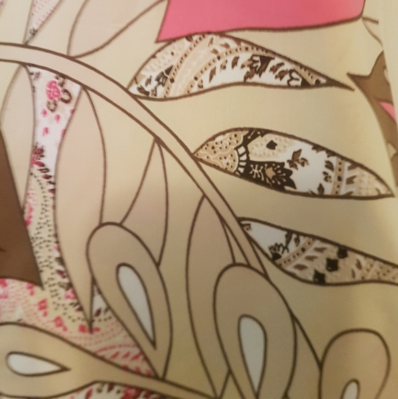 👚 Initiatives Trippy Flower Top - Picture 6 of 8